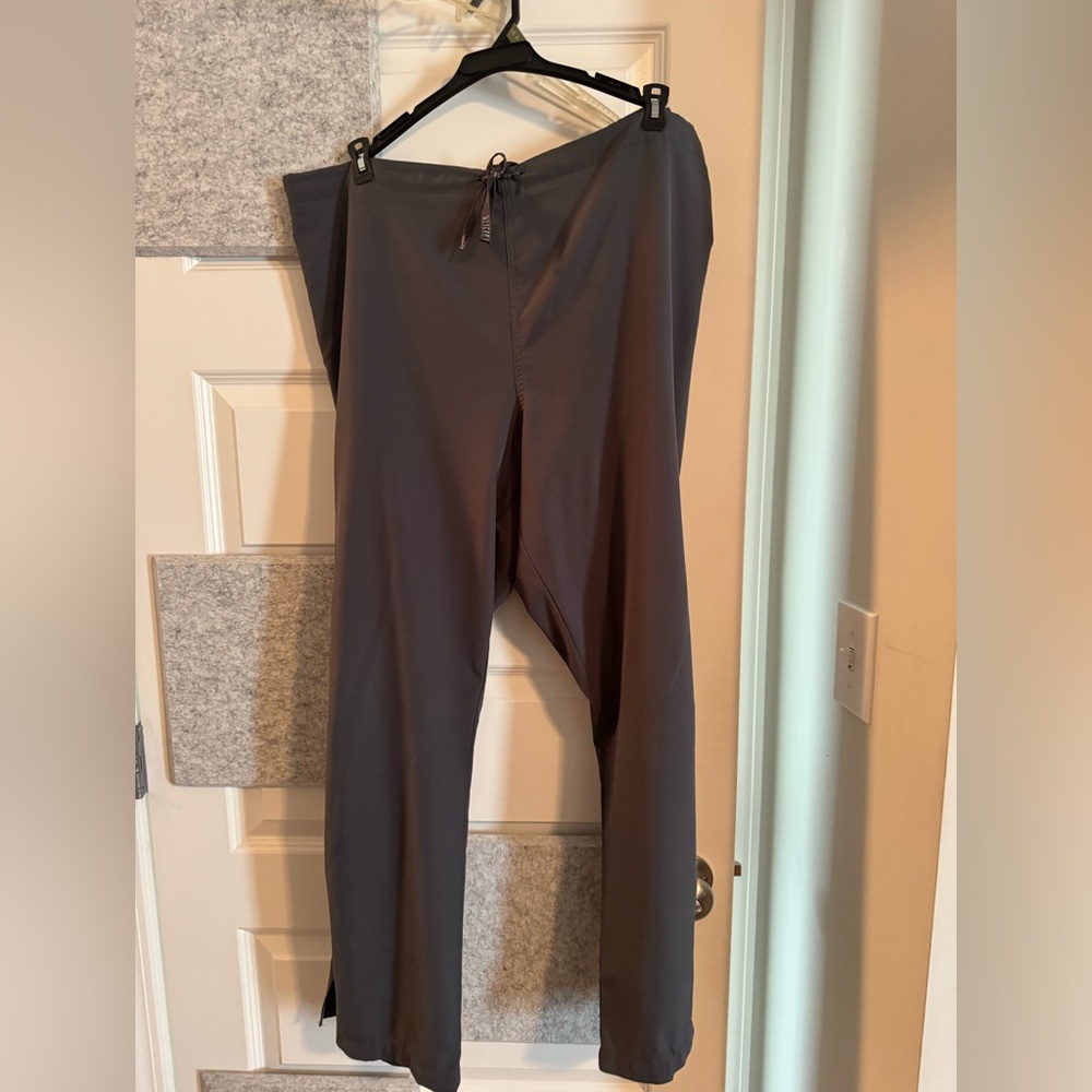 MED COUTURE Gray Pants